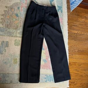 Wilfred Black crepe straight leg Pants sz 10